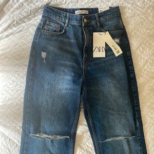 Zara Straight Full Length Blue Jeans (Size: 6)